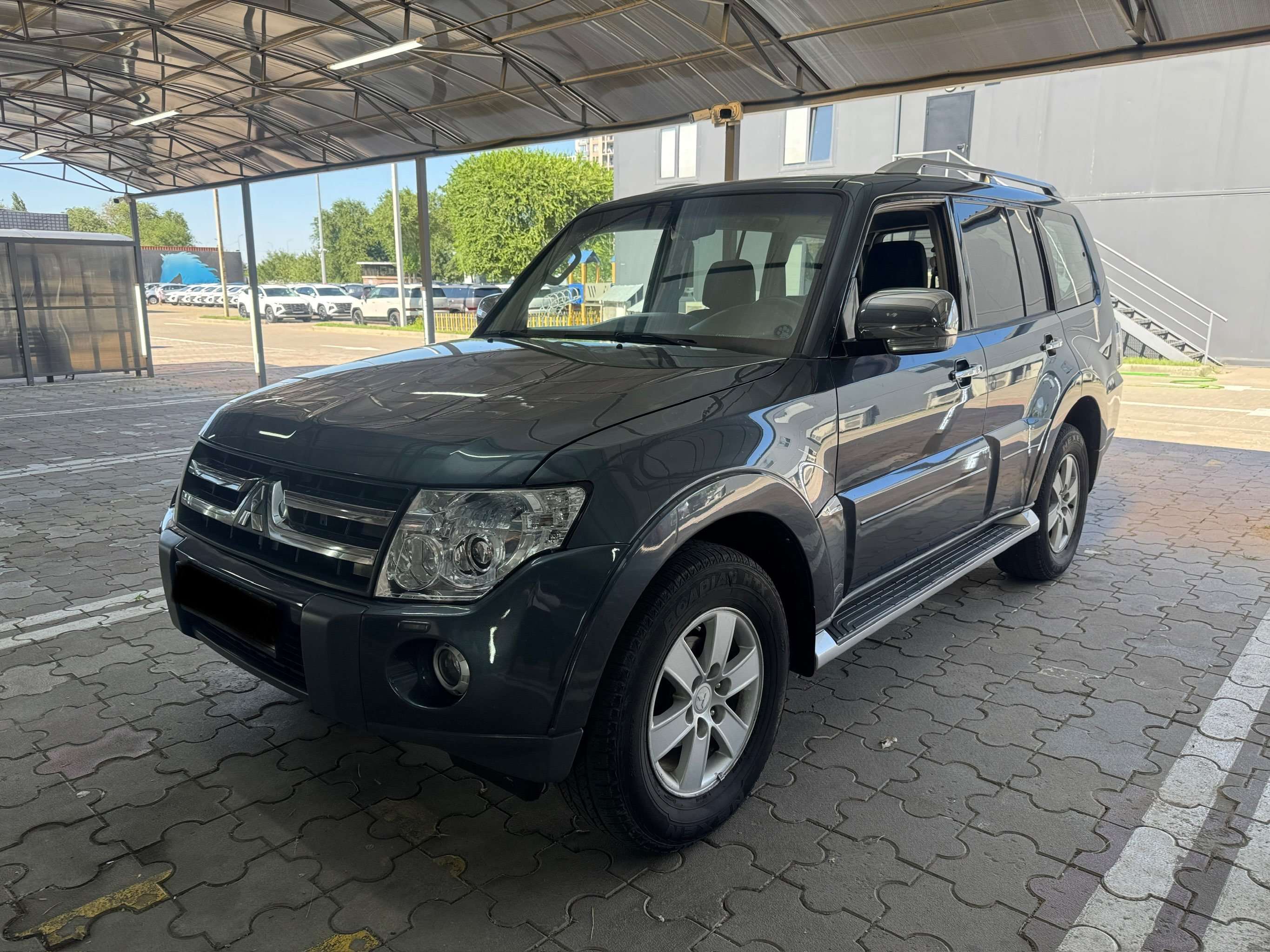 Mitsubishi Pajero 2008