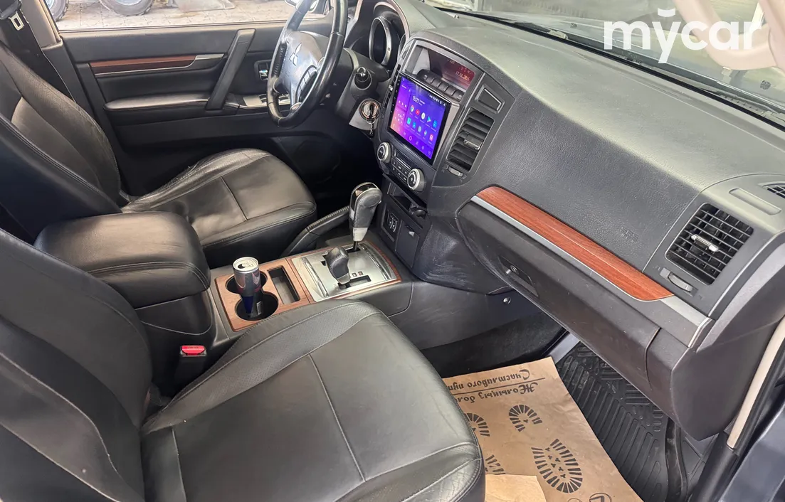 Mitsubishi Pajero 2008