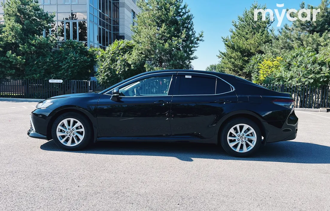 Toyota Camry 2023
