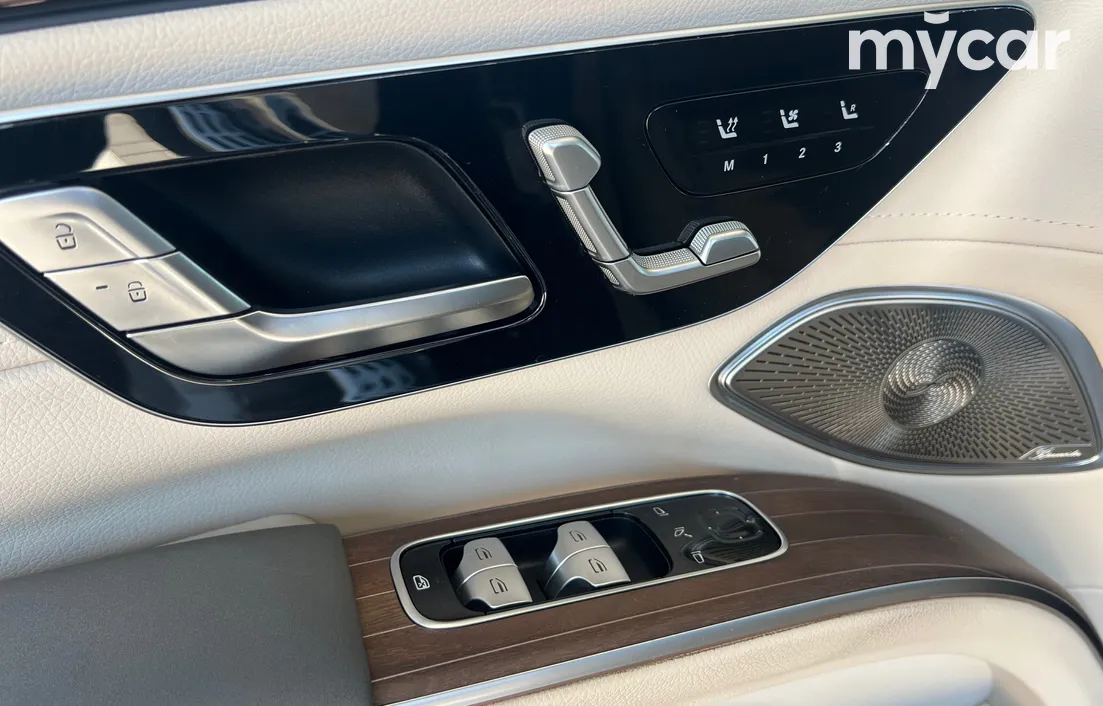 Mercedes-Benz EQS SUV 2022