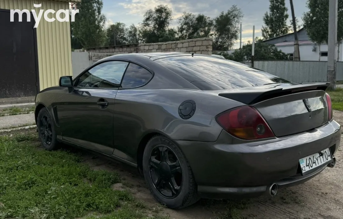 Hyundai Tuscani 2001