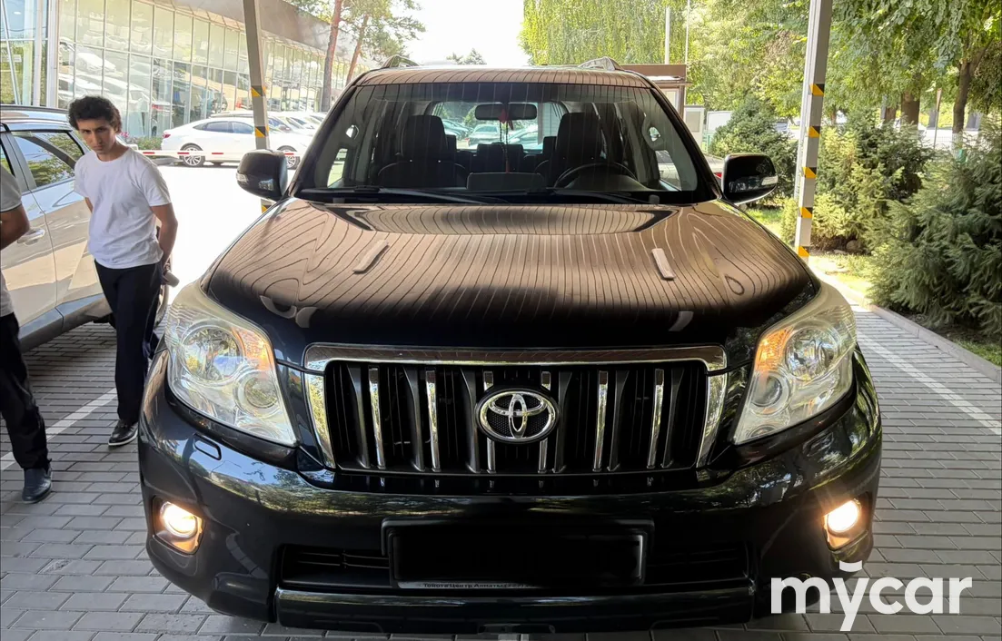 Toyota Land Cruiser Prado 2011