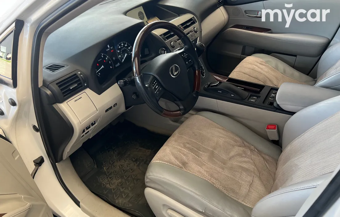 Lexus RX 2010