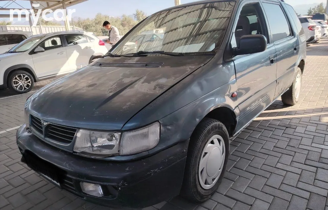 Mitsubishi Space Wagon 1993