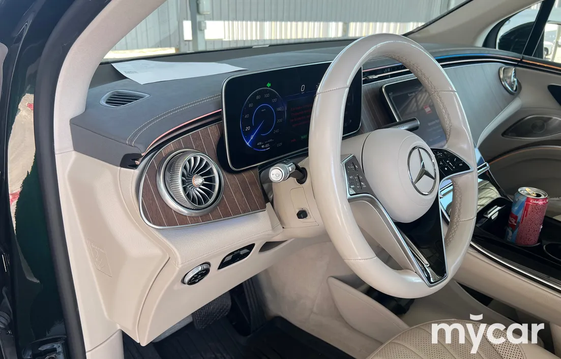 Mercedes-Benz EQS SUV 2022