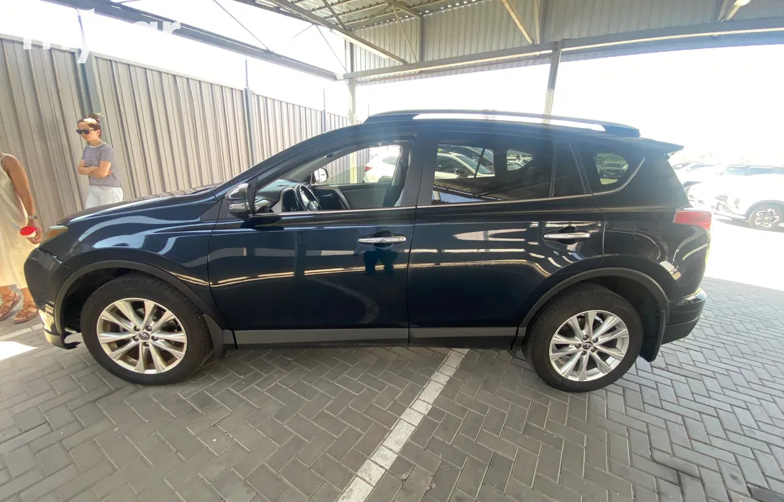 Toyota RAV4 2017