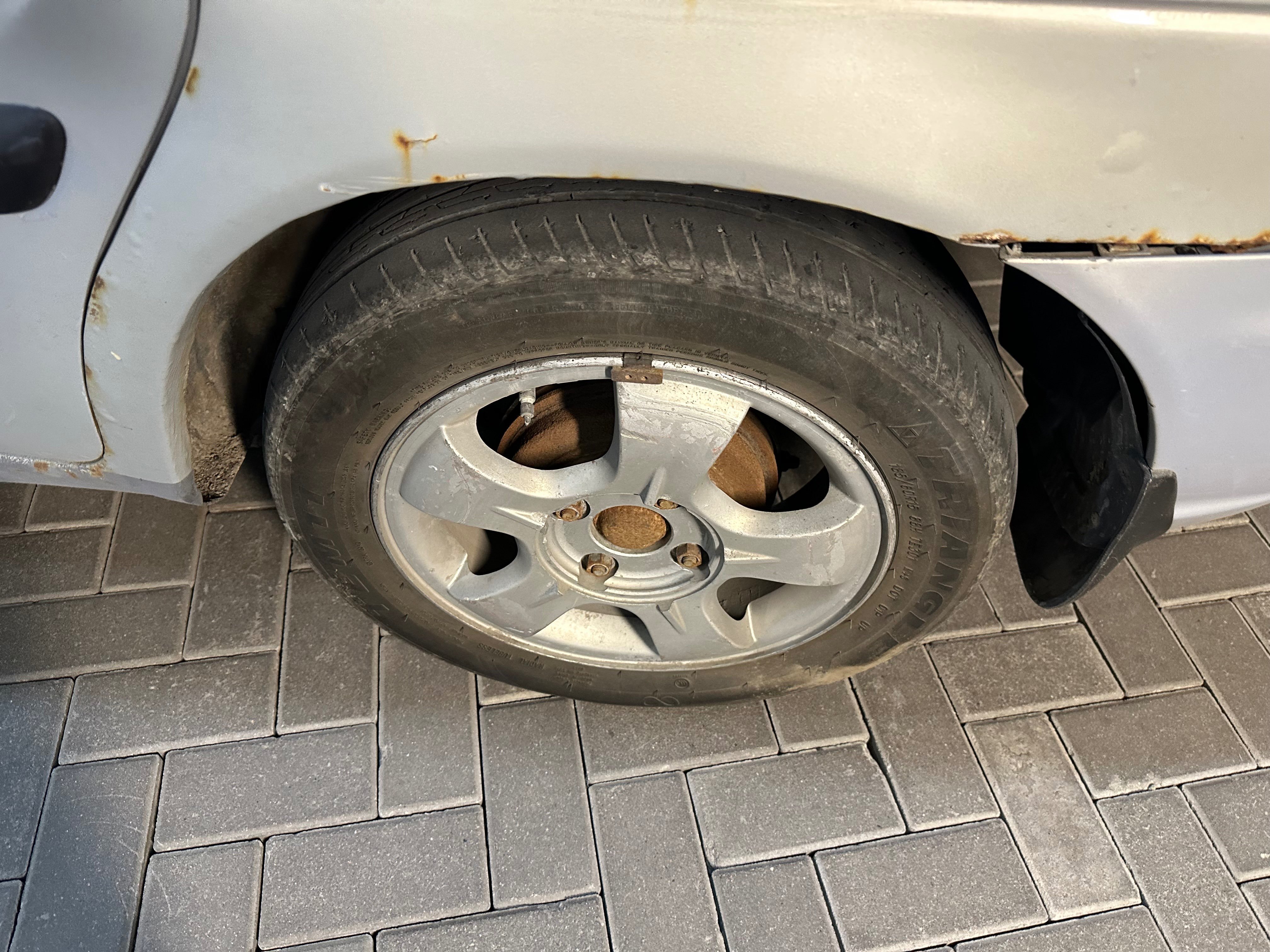 Hyundai Lavita 2002