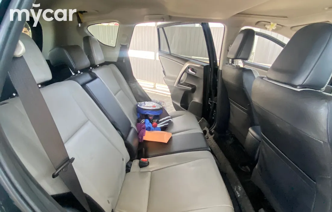 Toyota RAV4 2017