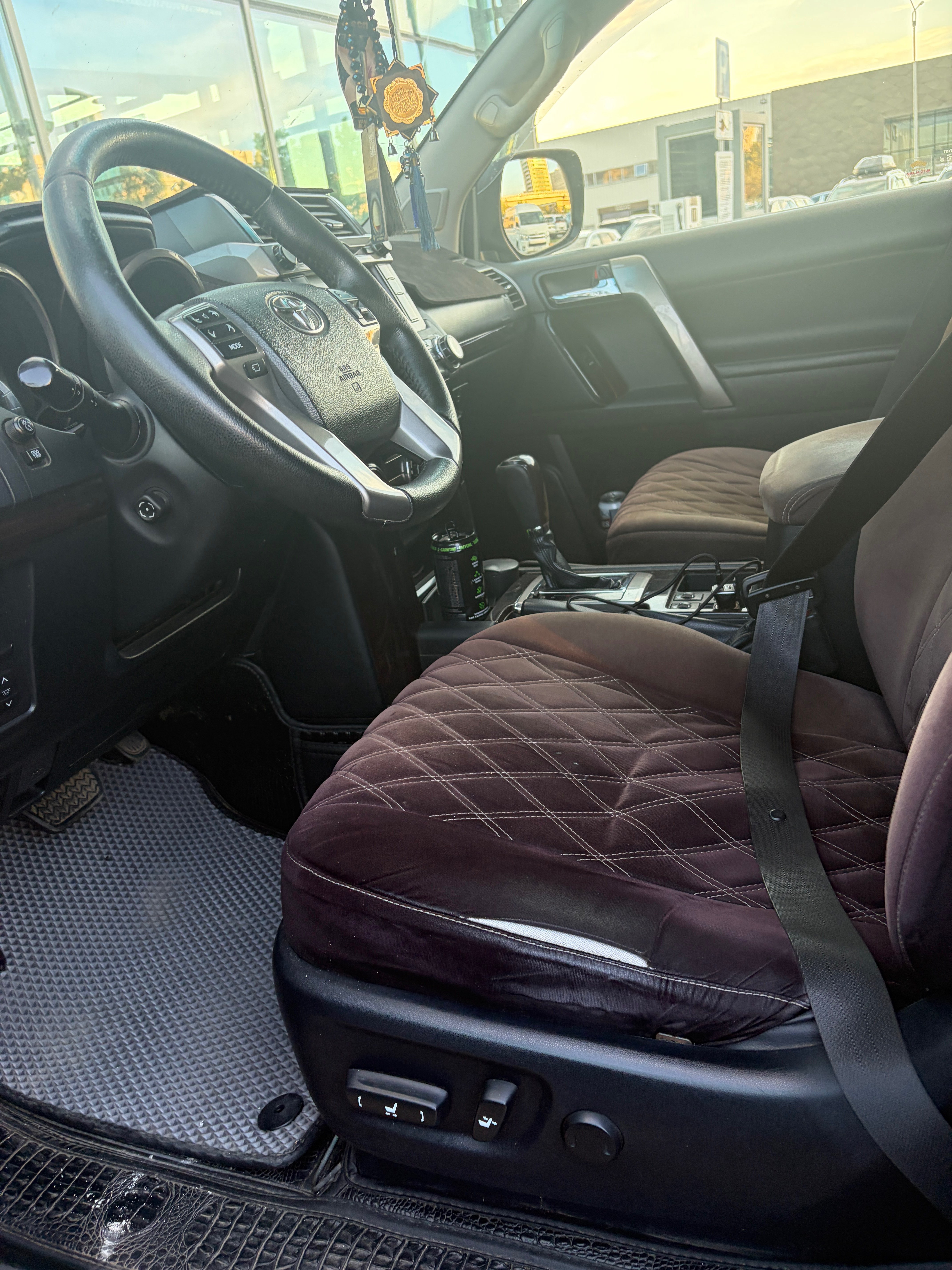 Toyota Land Cruiser Prado 2014