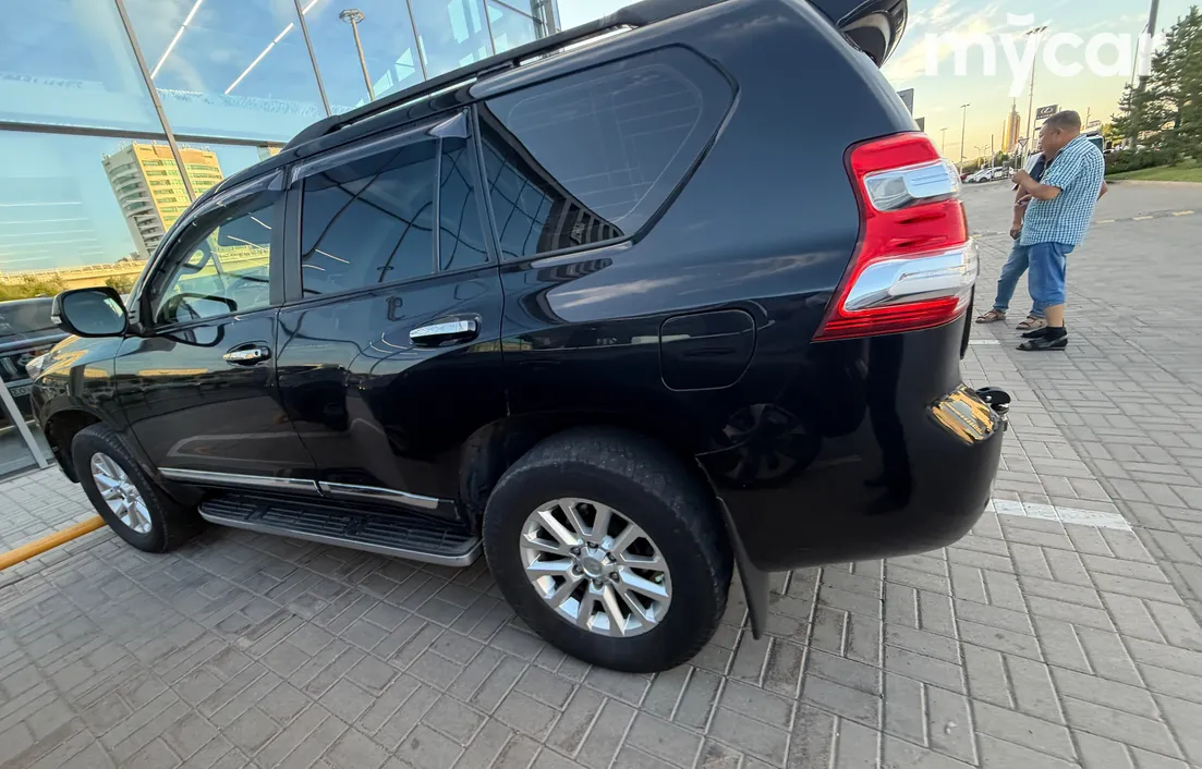 Toyota Land Cruiser Prado 2014