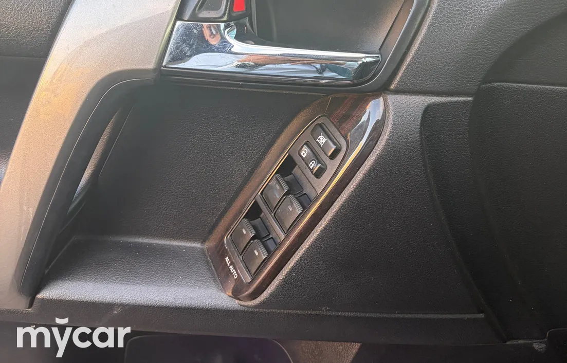 Toyota Land Cruiser Prado 2014