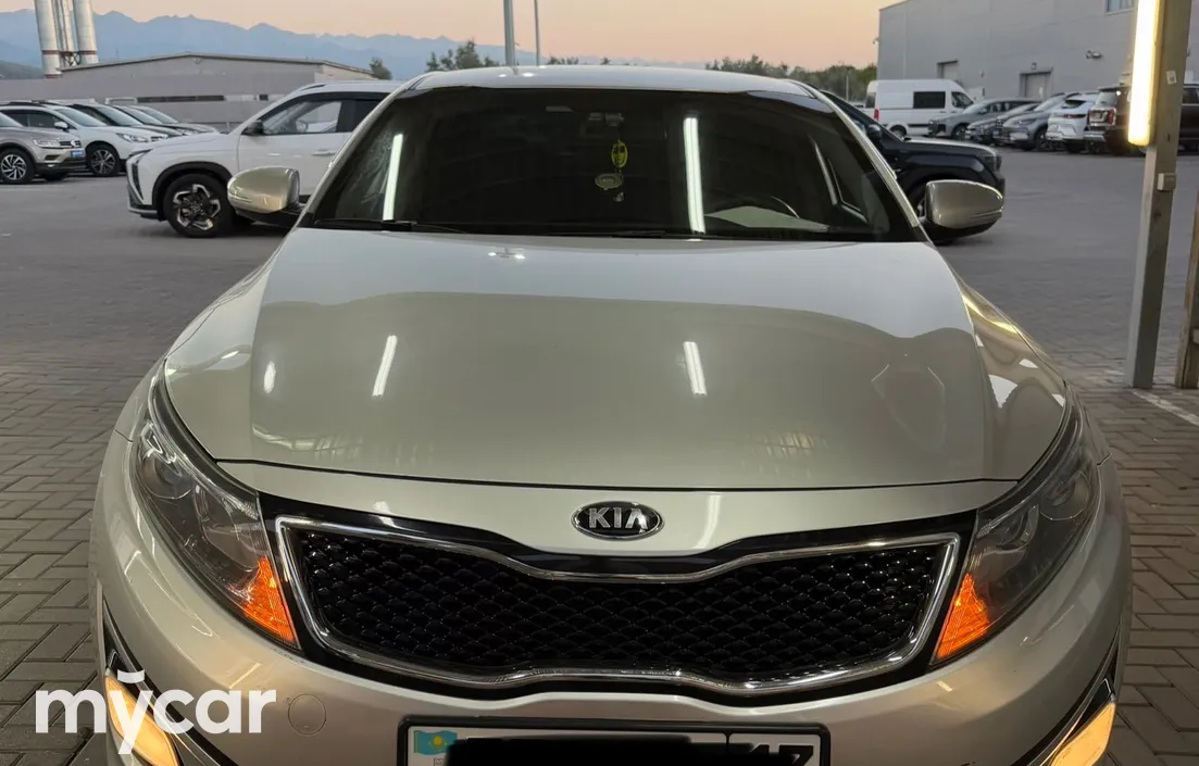 Kia K5 2013