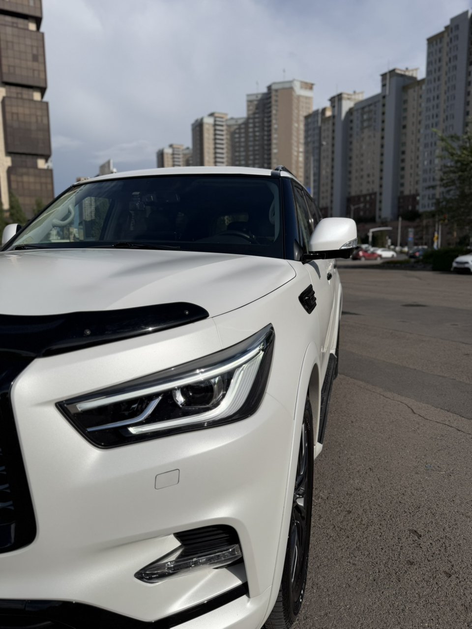 Infiniti QX80 2022
