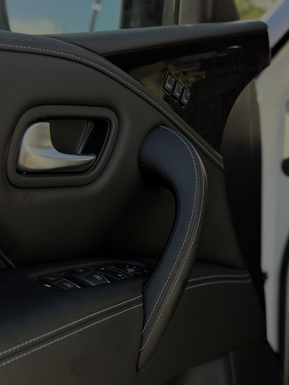 Infiniti QX80 2022