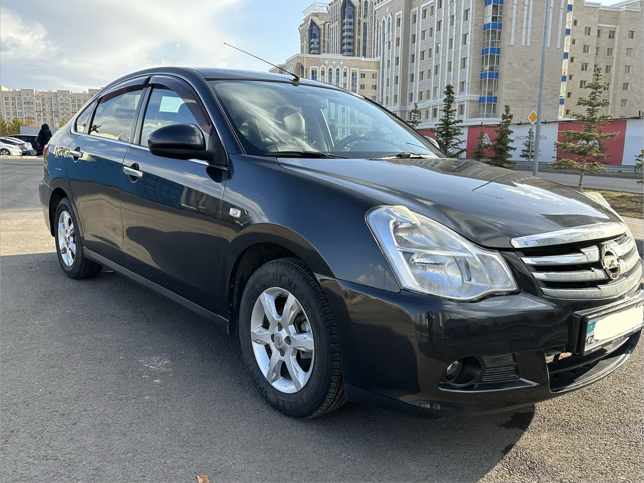 Nissan Almera 2014