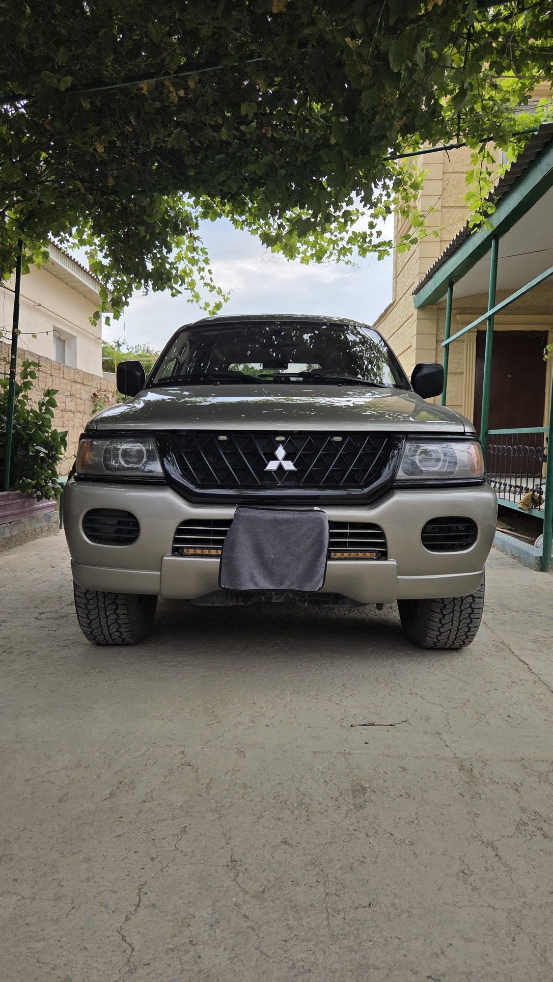 Mitsubishi Montero Sport 2003