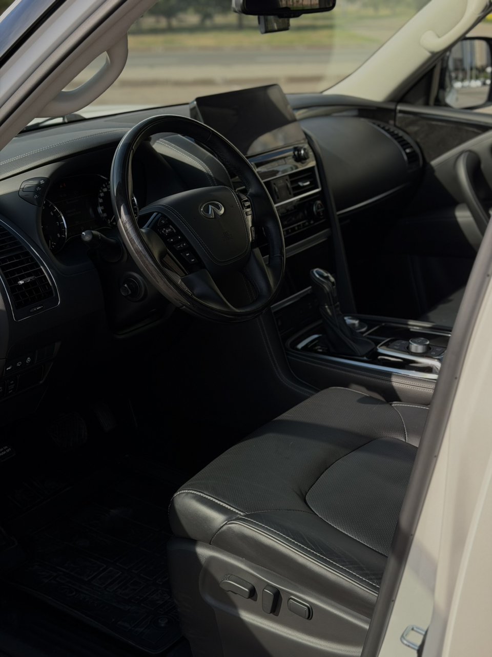 Infiniti QX80 2022