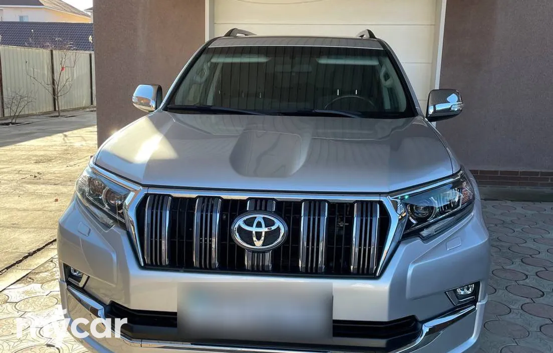 Toyota Land Cruiser Prado 2021