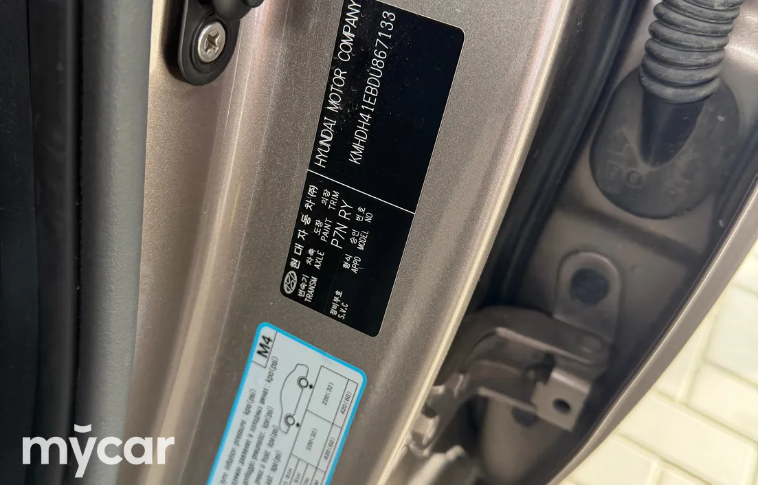 Hyundai Elantra 2013