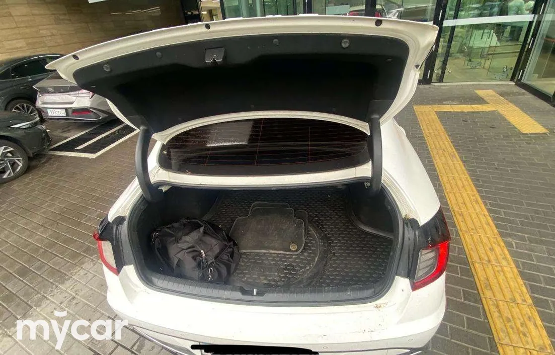 Hyundai Sonata 2022