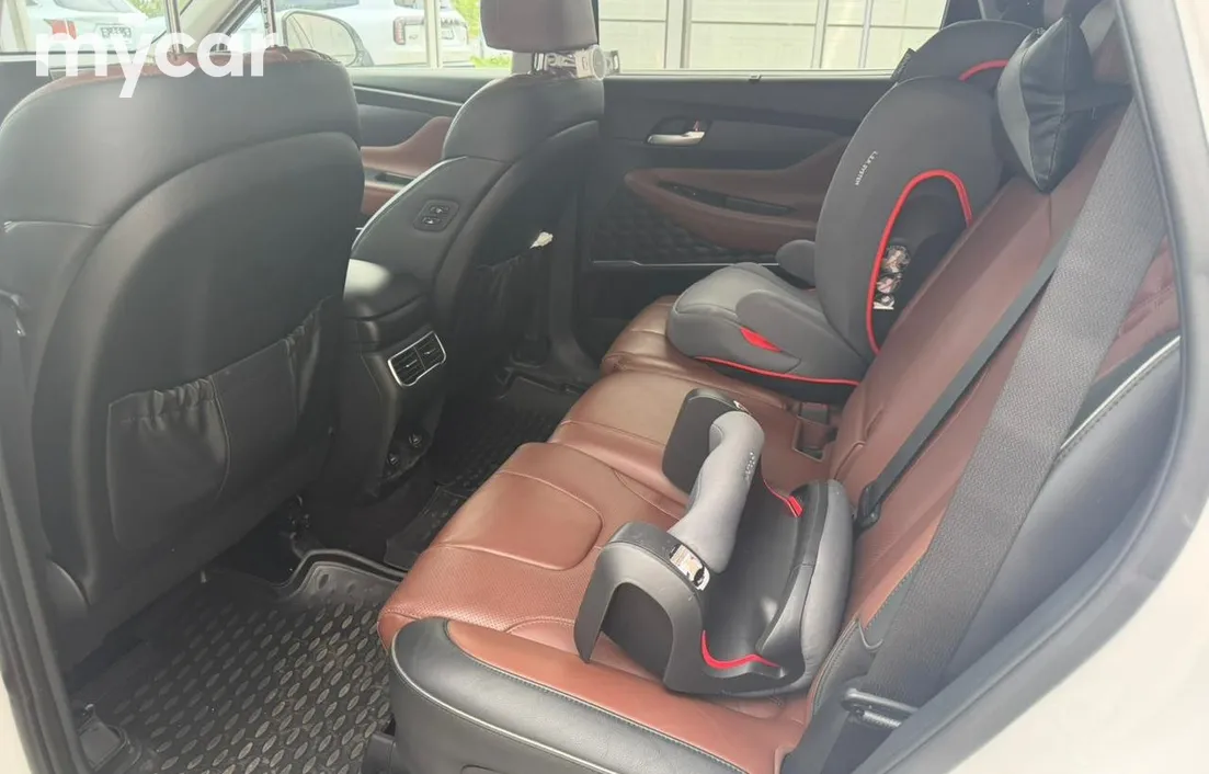 Hyundai Santa Fe 2023