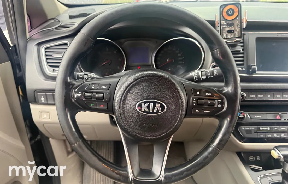 Kia Carnival 2018