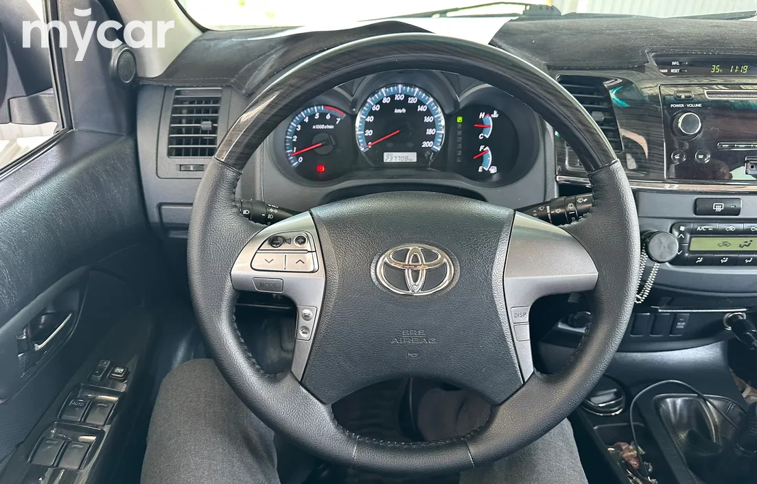 Toyota Fortuner 2014