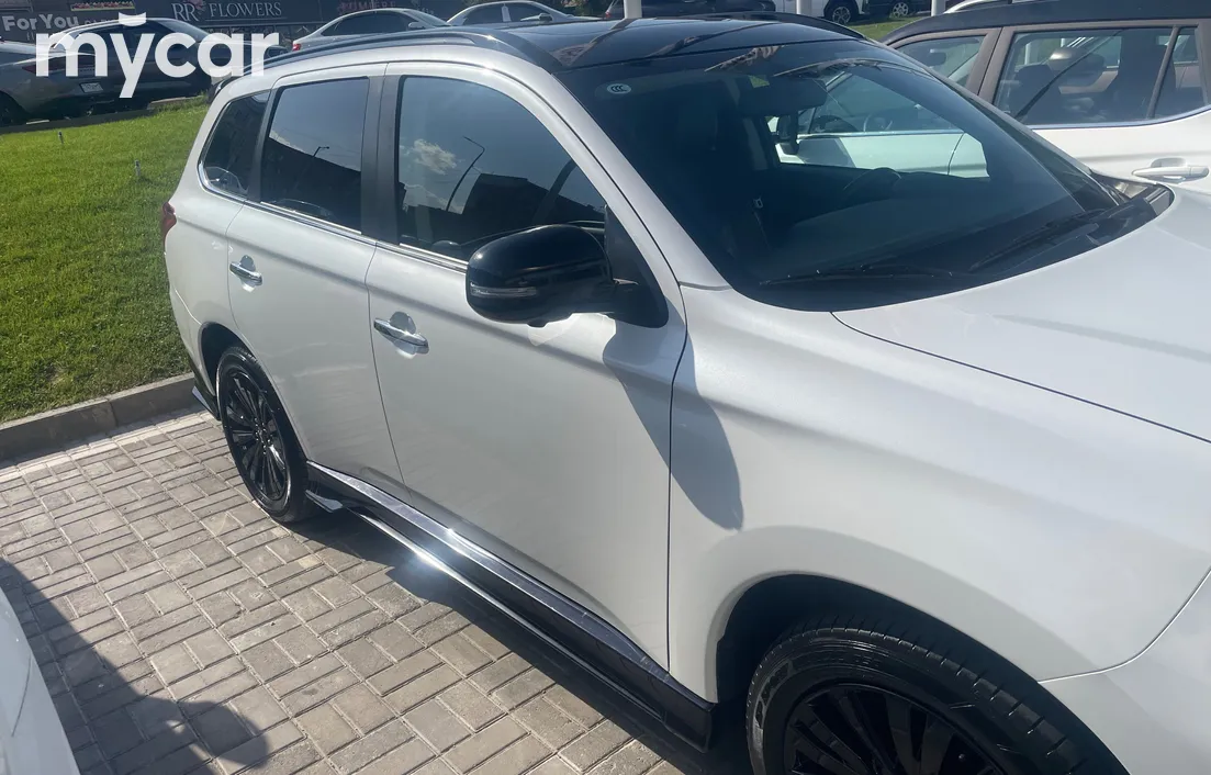 Mitsubishi Outlander 2022