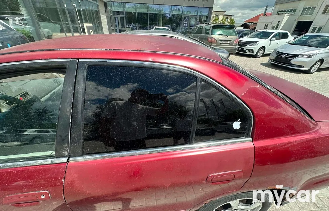 Mitsubishi Galant 2000