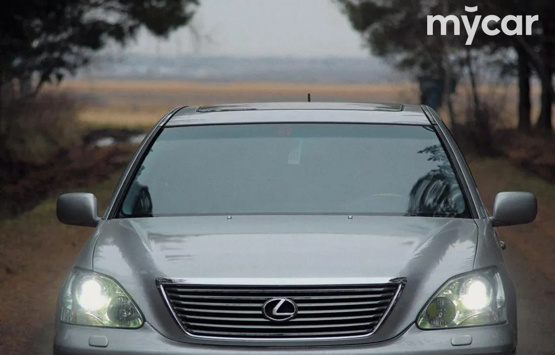 Lexus LS 2004