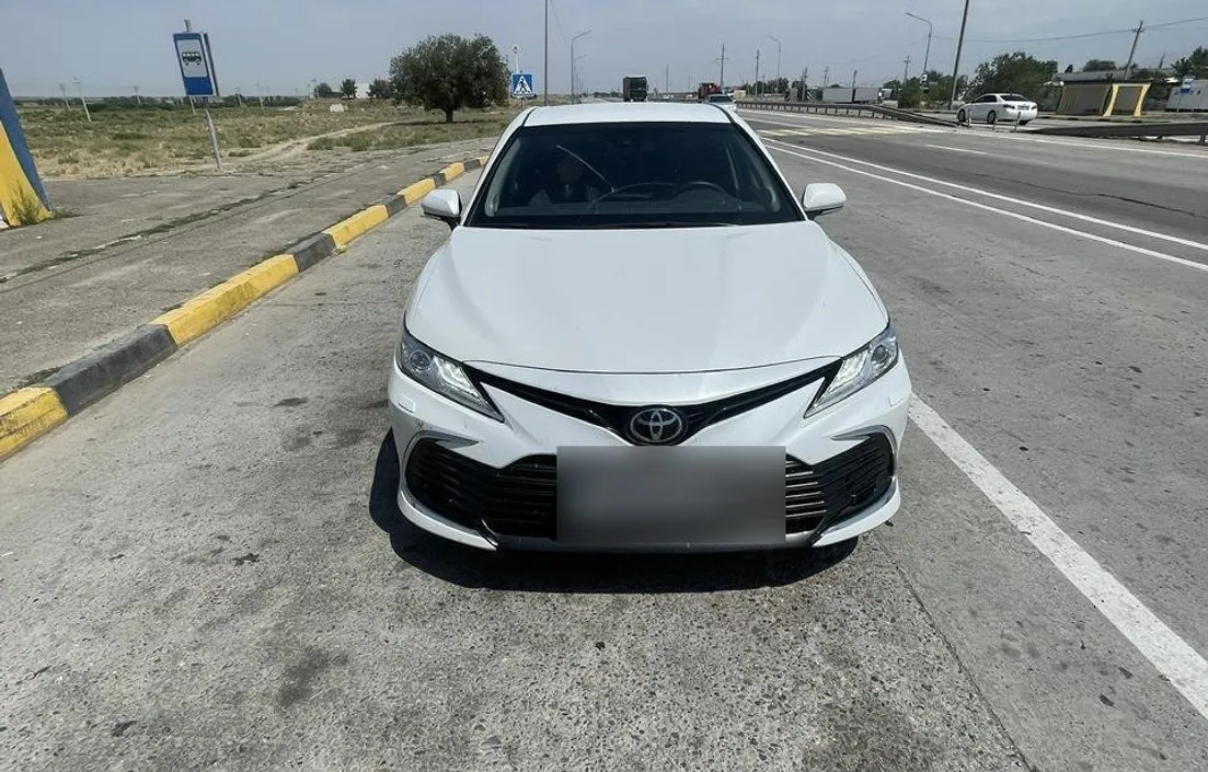 Toyota Camry 2021