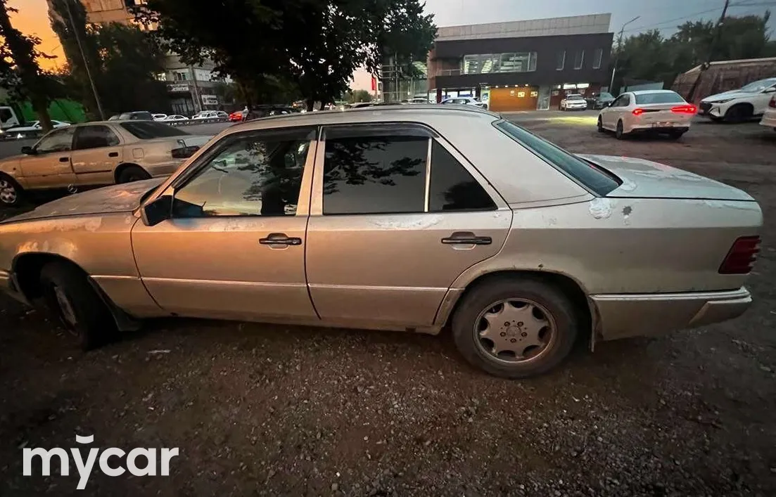 Mercedes-Benz E-Класс 1991