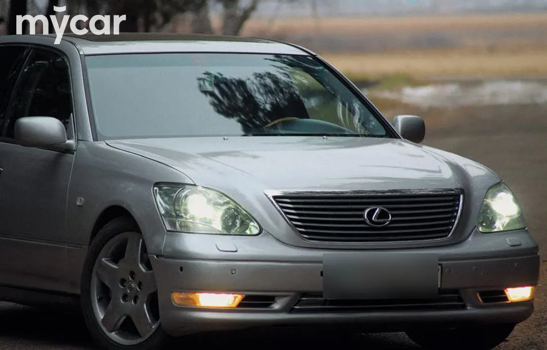 Lexus LS 2004