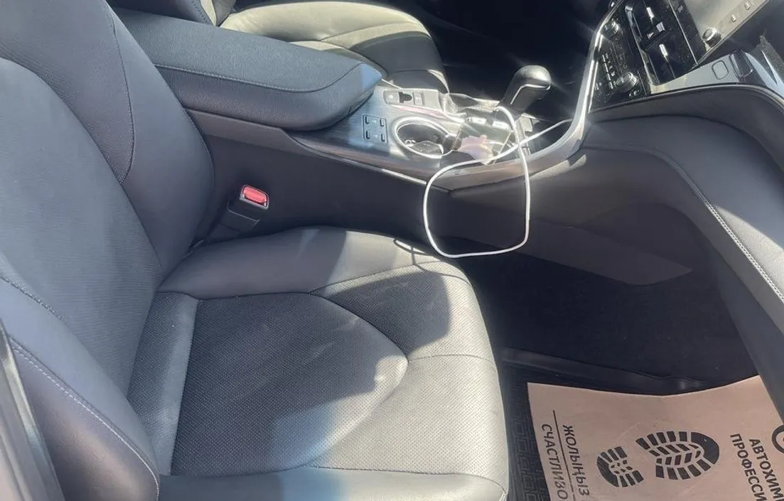 Toyota Camry 2021