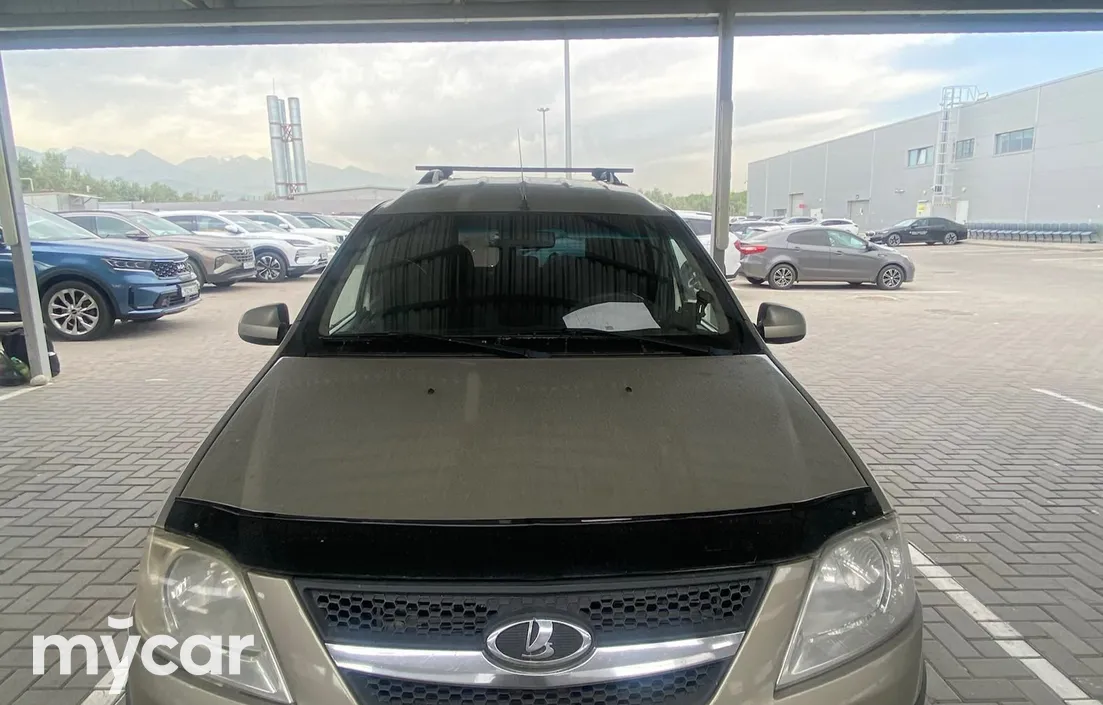 LADA Largus 2013