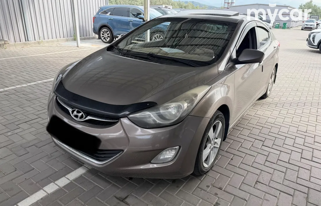 Hyundai Elantra 2013