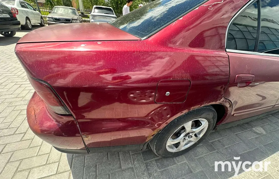 Mitsubishi Galant 2000