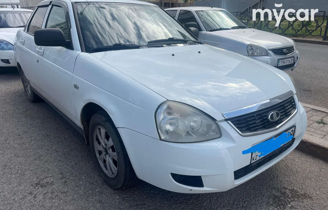 LADA Priora 2013