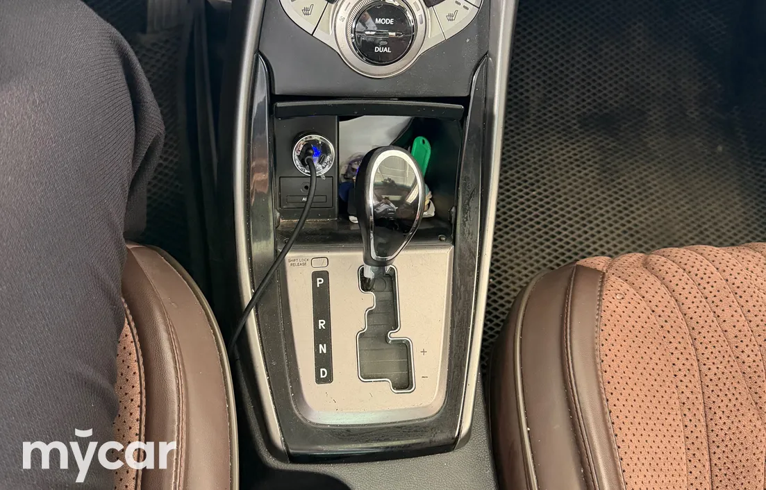 Hyundai Elantra 2013