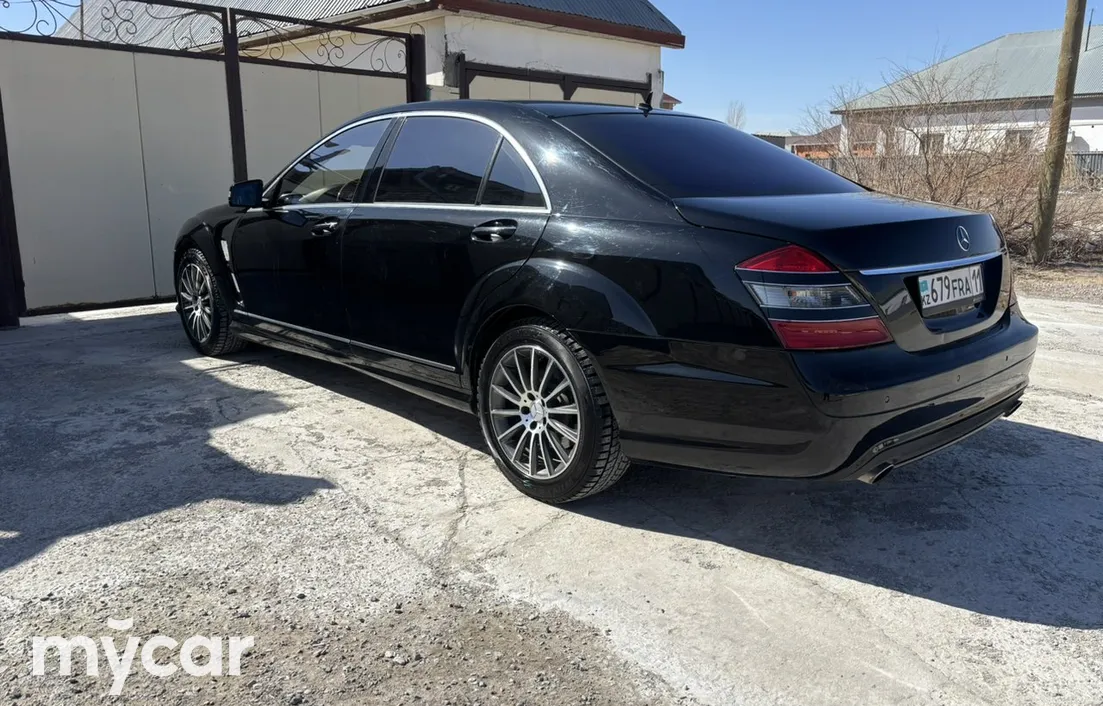 Mercedes-Benz S-Класс 2006