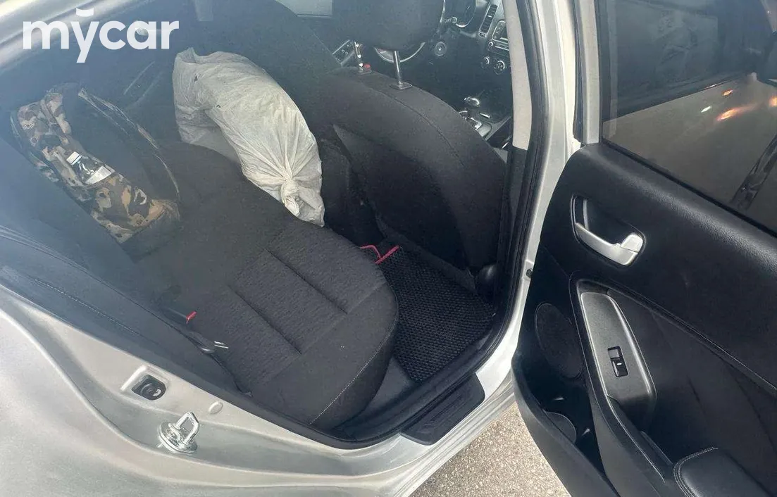 Kia Cerato 2013