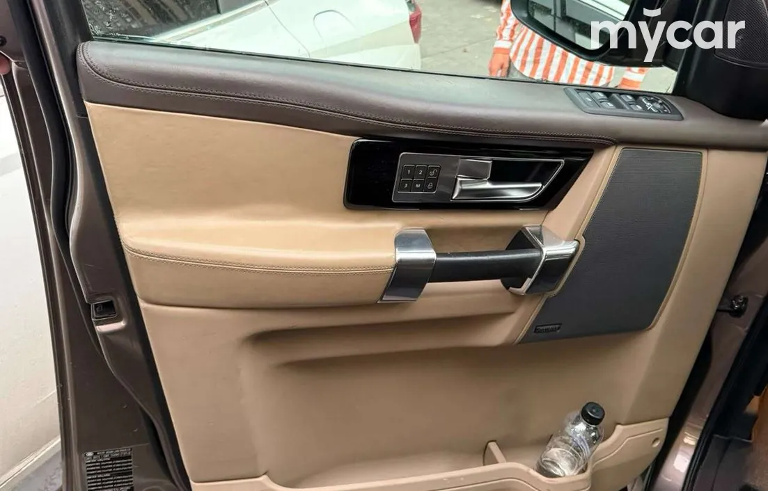 Land Rover Discovery 2015