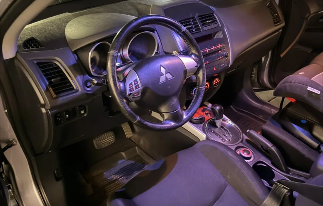 Mitsubishi ASX 2011
