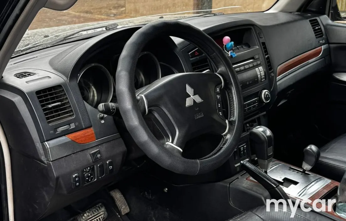 Mitsubishi Pajero 2007