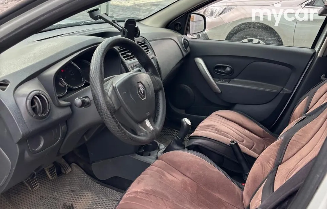 Renault Logan 2018