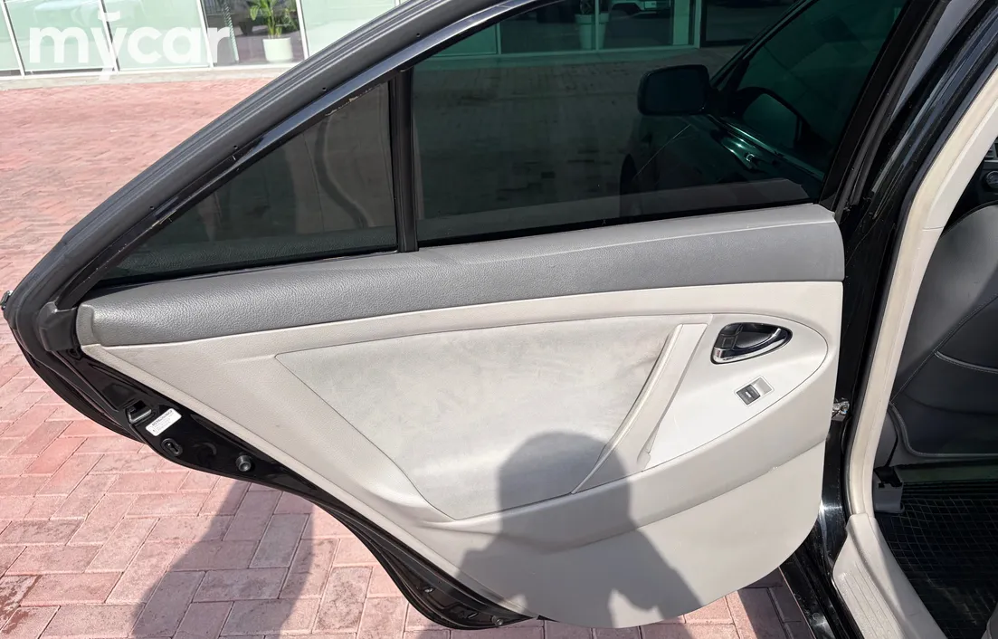 Toyota Camry 2010