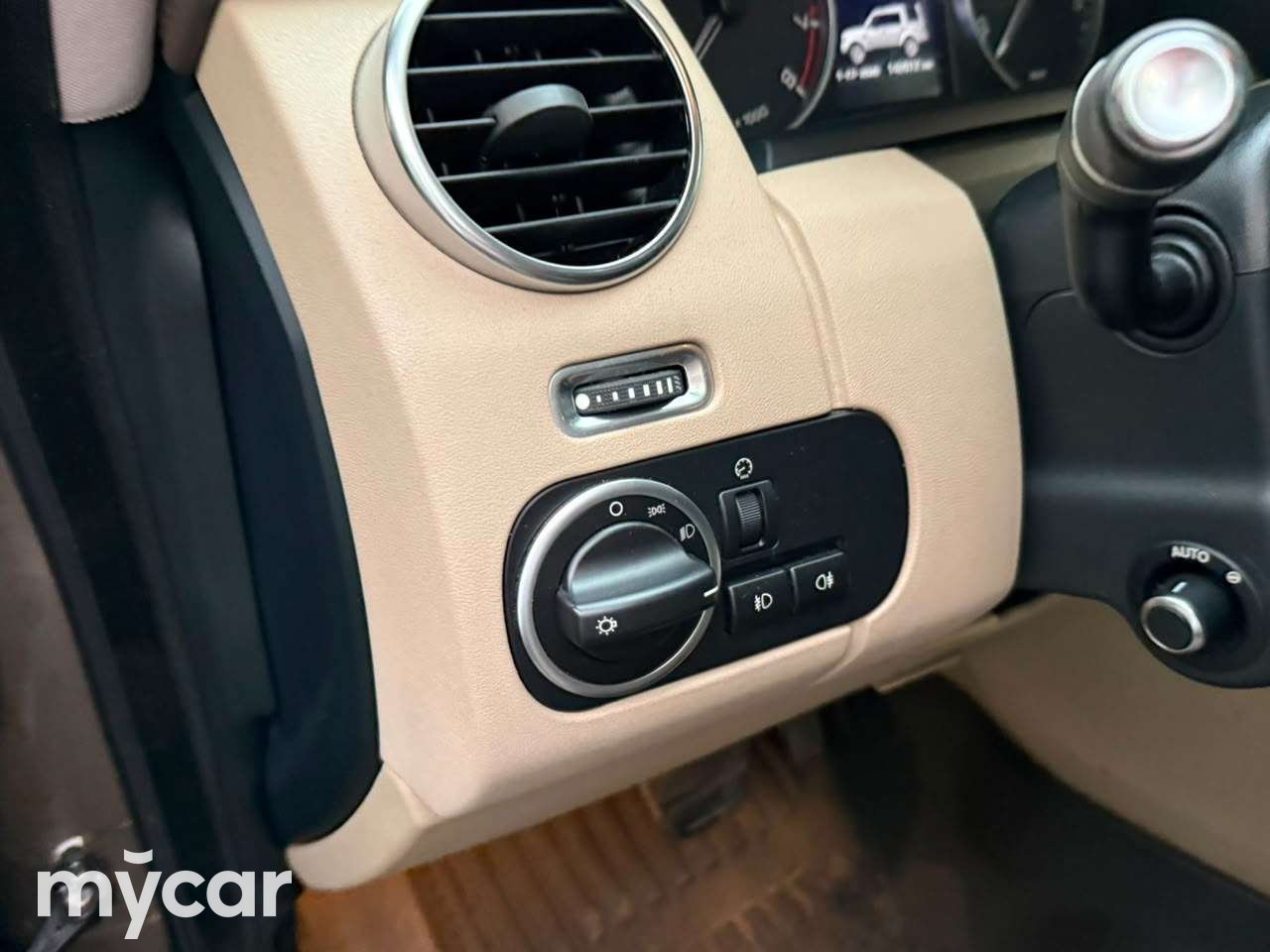 Land Rover Discovery 2015
