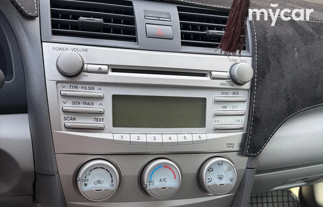 Toyota Camry 2010
