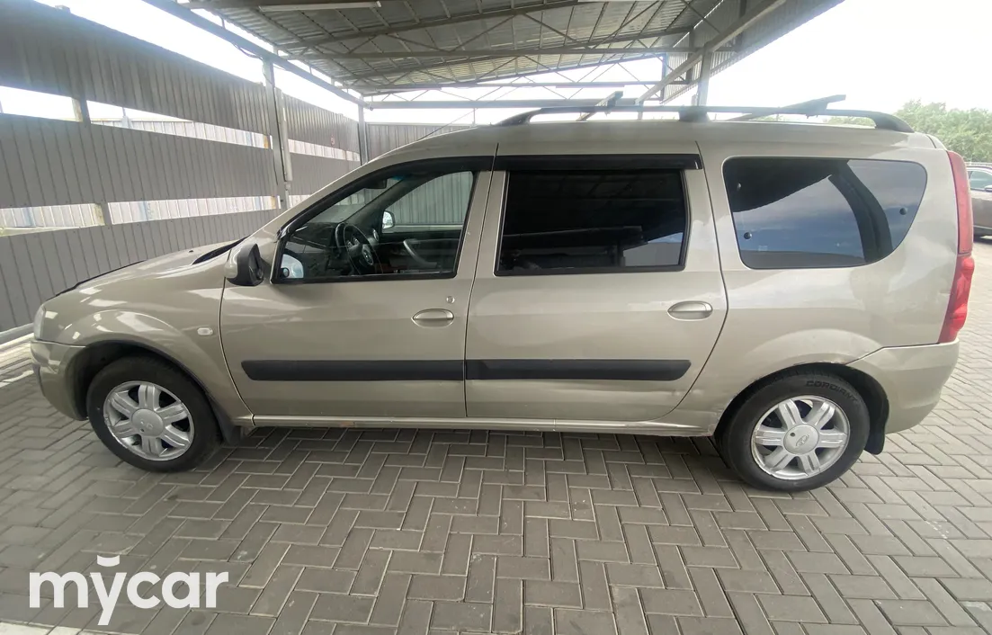 LADA Largus 2013