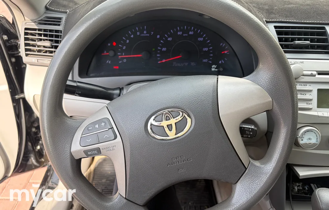 Toyota Camry 2010